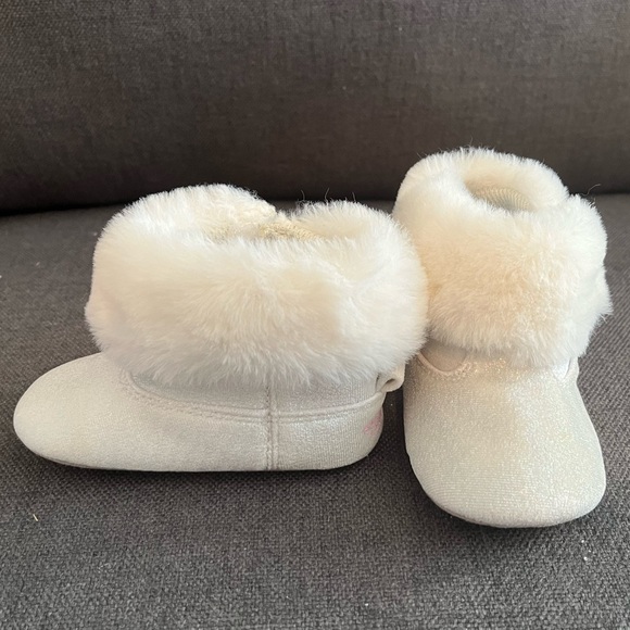 Stride Rite Other - Stride Right | Baby Boots with Faux Fur | Size 6- 12 months